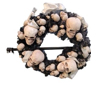 Skull Wreath Decoration Door Hanging TabletopCelebration Decor! Halloween goth